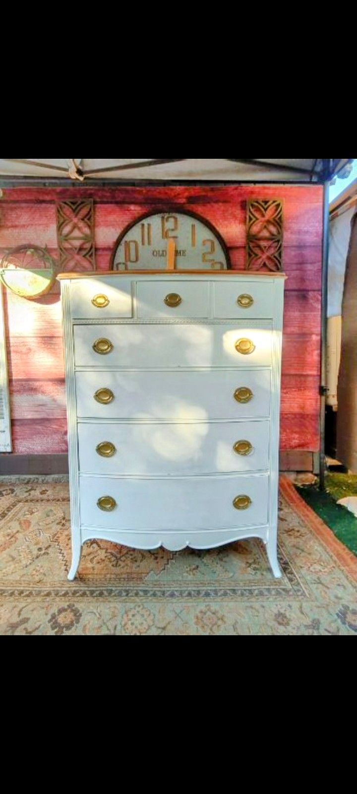 Dresser