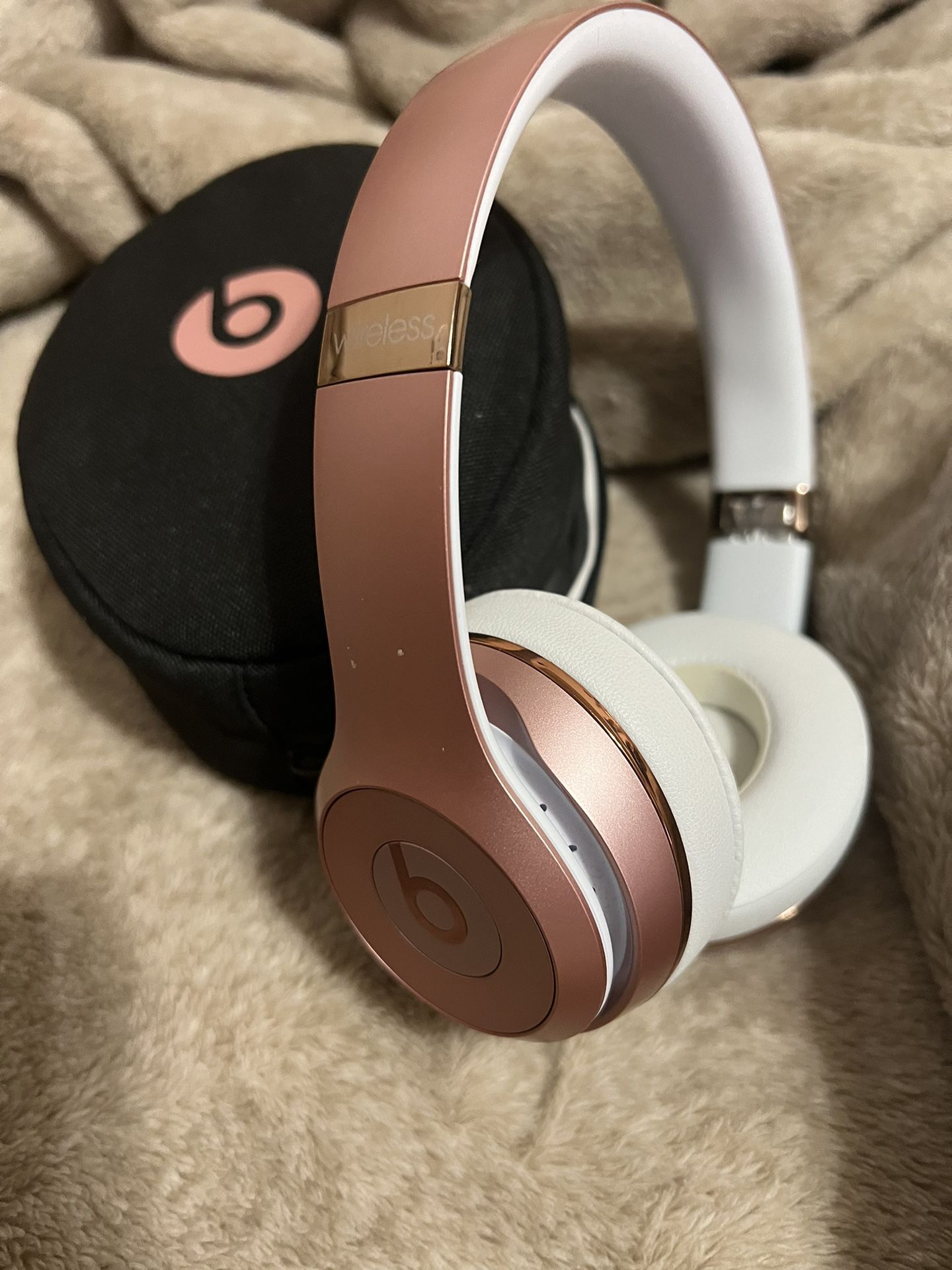 Rose Gold Solo 3 Beats 