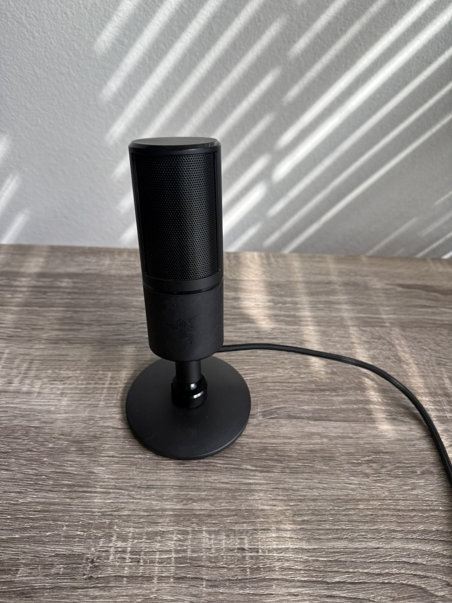 Seiren Microphone