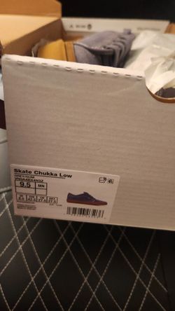 Vans Chukka lows 9.5