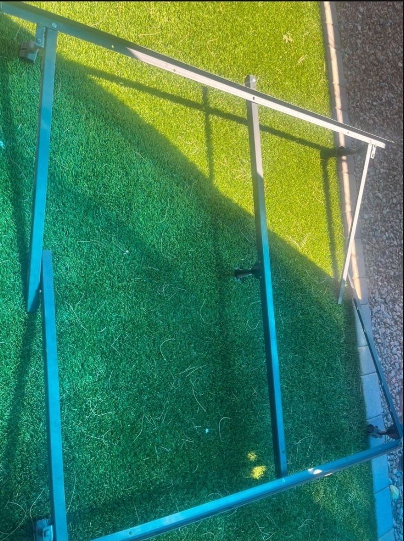 Full /twin Metal Bed Frame 