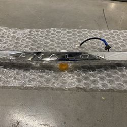 2011-12 Toyota Avalon Rear Trunk Chrome Trim