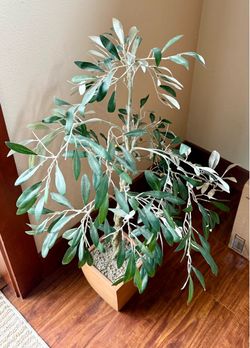 Home decor fake Olive plant in pot
