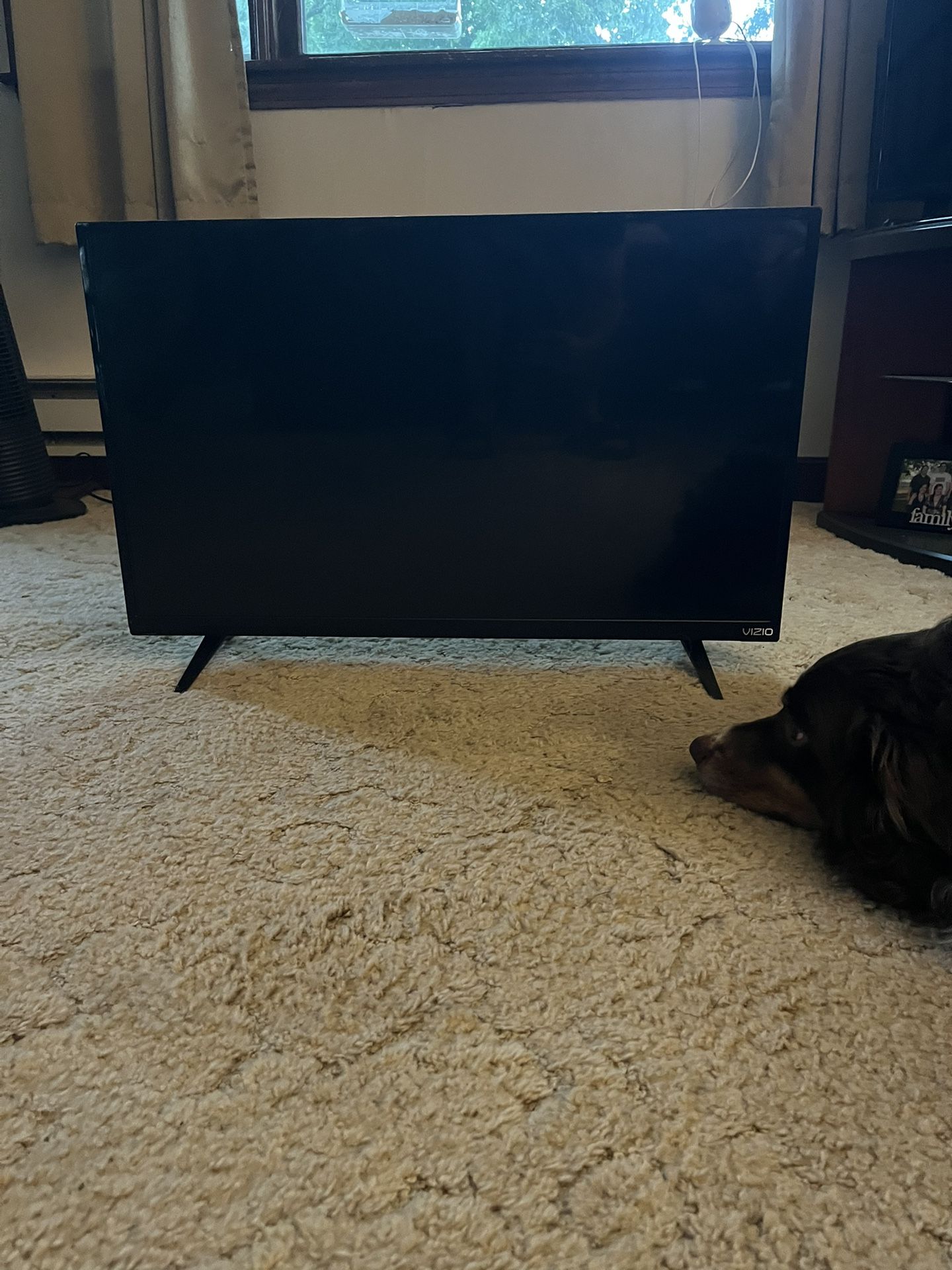 32" TV