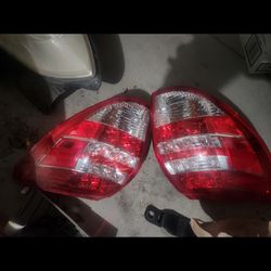 2009-2012 tomato rav4 taillight
