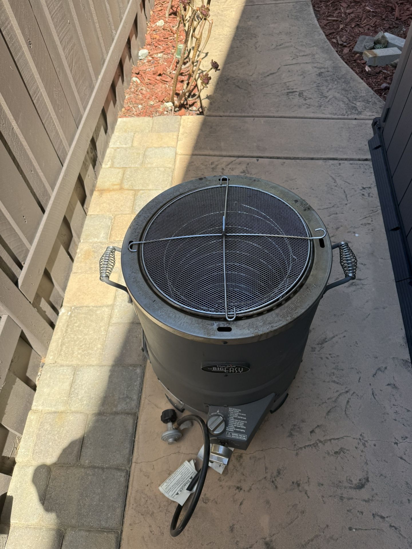 Oil-less Turkey Fryer