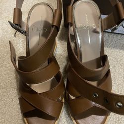 Linea Paolo Edyta Sporty Rubber Bottom High Wedge Serpentine Leather Sandal Size 6.5 **Brand new, never worn