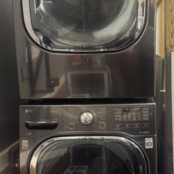 LG Front load Washer And Dryer Set