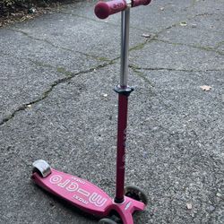 Micro Maxi 3 Wheel Scooter