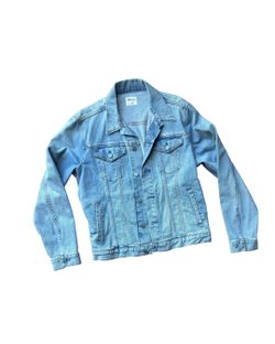 Gap 1969 Light Wash Denim Trucker Jacket - Medium