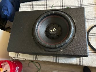 12” Massive audio Gt122 & box 22”x13.50”x15.00”  cover removed to show subwoofer please look @ all pictures