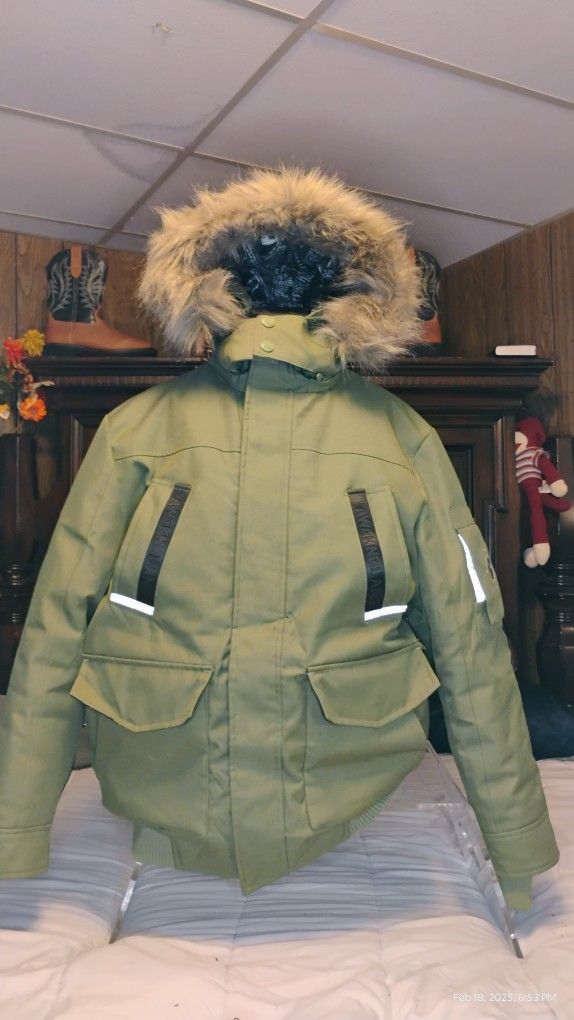 Men AwAknd Winter Coat