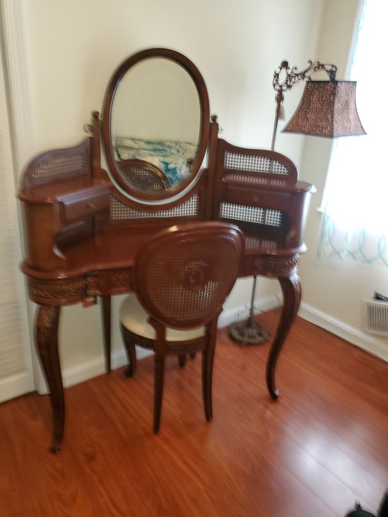 dressing table. old