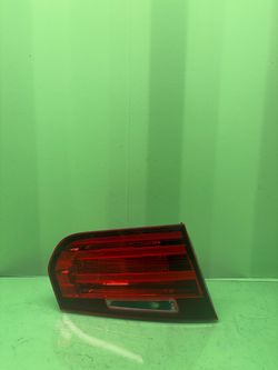 2012 2013 2014 2015 BMW F30 328i 335i 320i Left Driver Side Inner / Trunk Lid Tail Light OEM 63217371111