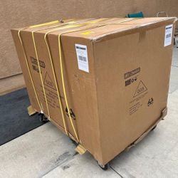 New Westward Rolling Cabinet Tool Box 