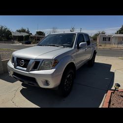 2017 NISSAN FRONTIER PRO4X
