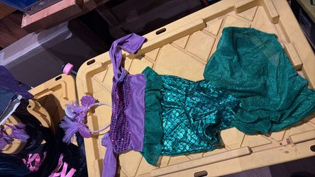 Girl little mermaid dress 4-5T