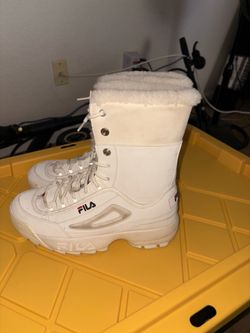 Woman’s snow boots