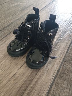Girls toddler booties