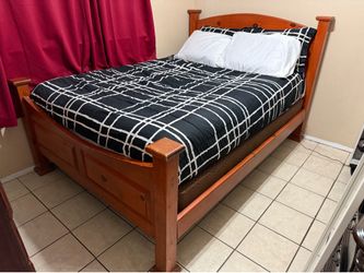 QUEEN BED