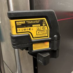 Dewalt Line (vertical & Horizontal) & Sort Laser. 