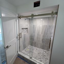 Glass Shower In All The Measures
