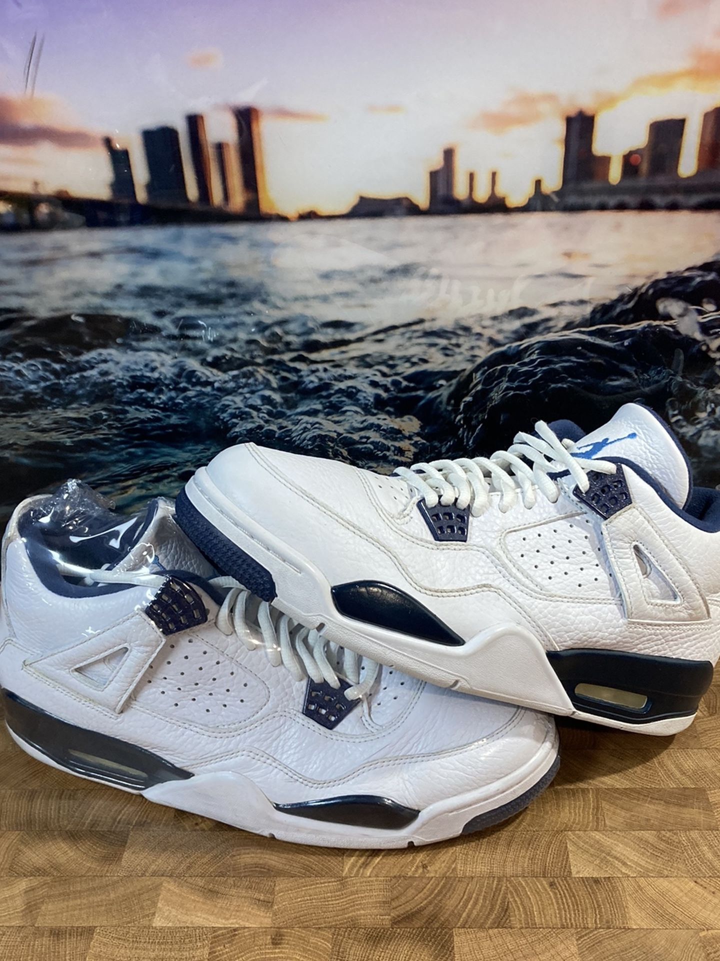 Air Jordan Retro Legend Blue Colombia Size - Main Image