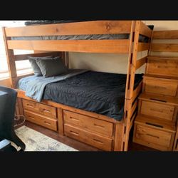 Double Queen Size Bed 