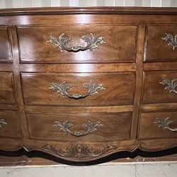 Vintage 1950’s Nine Drawer Chest  By John Widdicomb