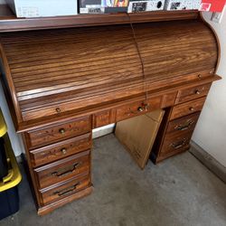 Roll top desk