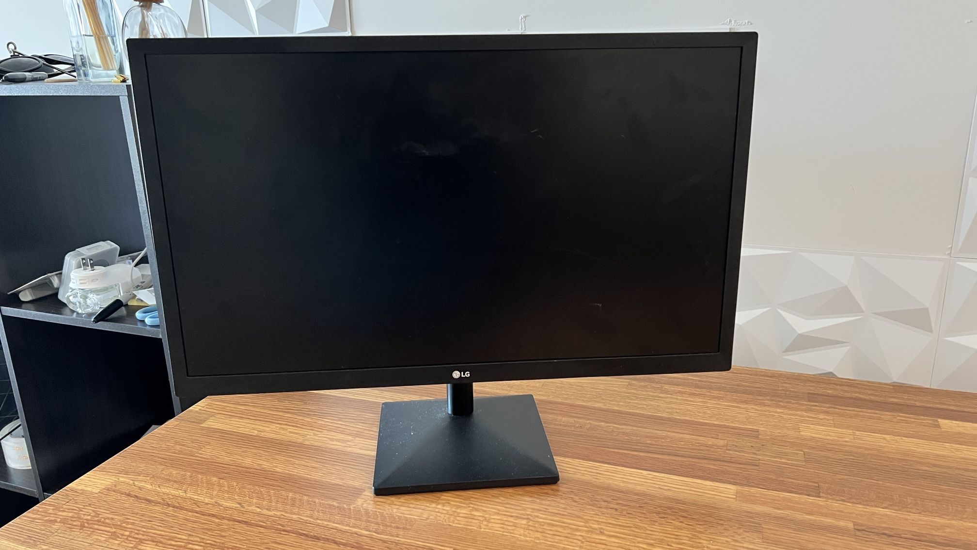 22 Inch Computer Monitor