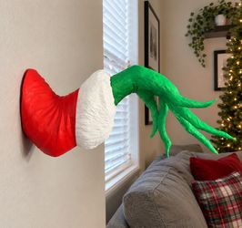 Grinch Hand Wall Mount – 3D Printed Christmas Decor