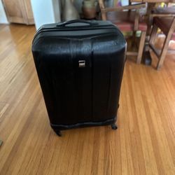 Us Traveler Luggage 28” 
