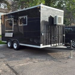 Food Trailer - House Of Trailers 