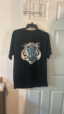 Men t shirt