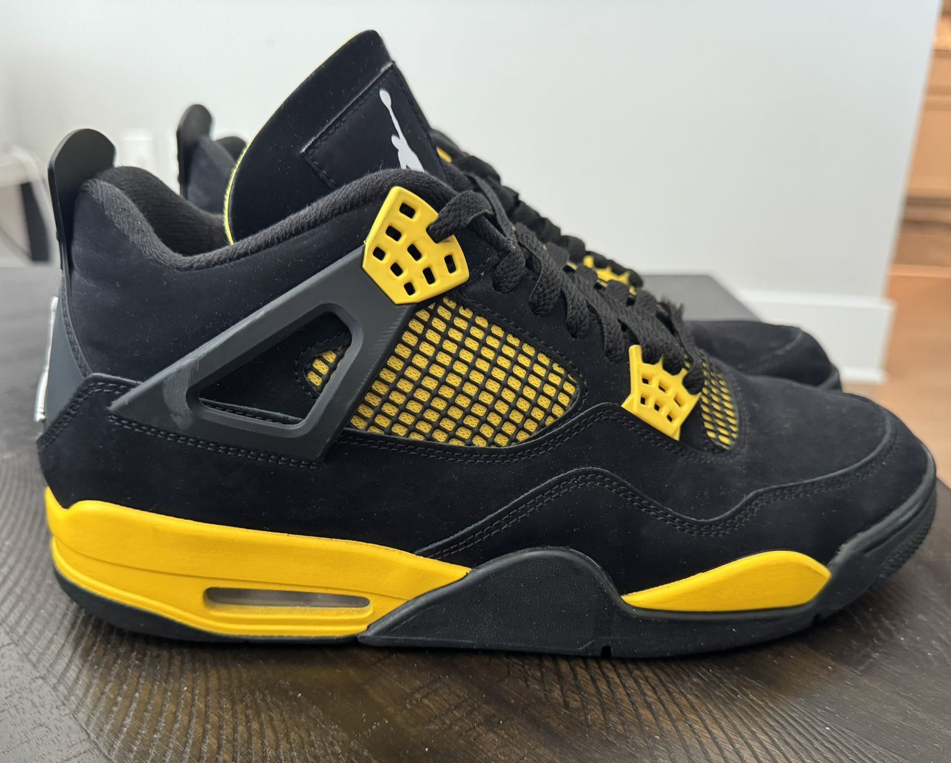 Nike Air Jordan 4 Retro Black Yellow