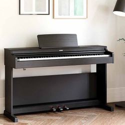 Yamaha Piano