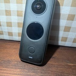 Insta 360 One X2 