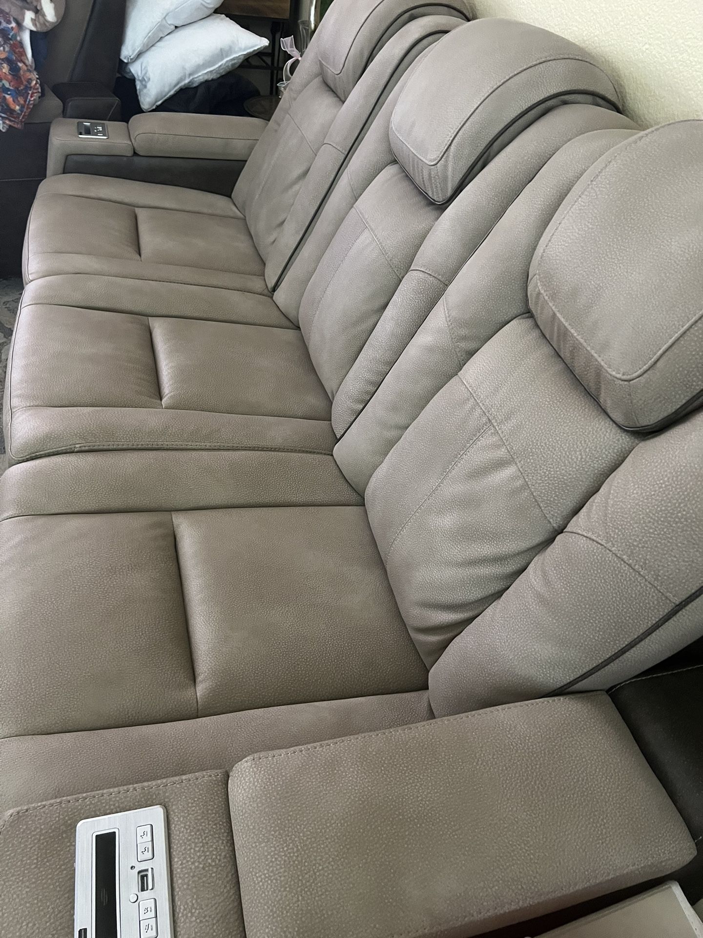 Home Theater Reclining sofa and Chair With High tech Controls 