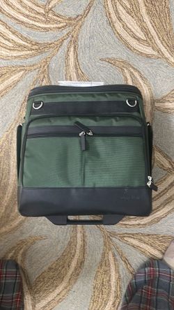 New, Magellan's Rolling Carry On, 15"Widex9" Thickx15"Tall. 39" Tall with Handle Extended.