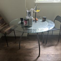 Breakfast table with two chairs included $80