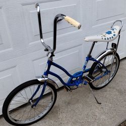 1975 Schwinn Sting - Ray Fair Lady 20" Beach Cruiser 