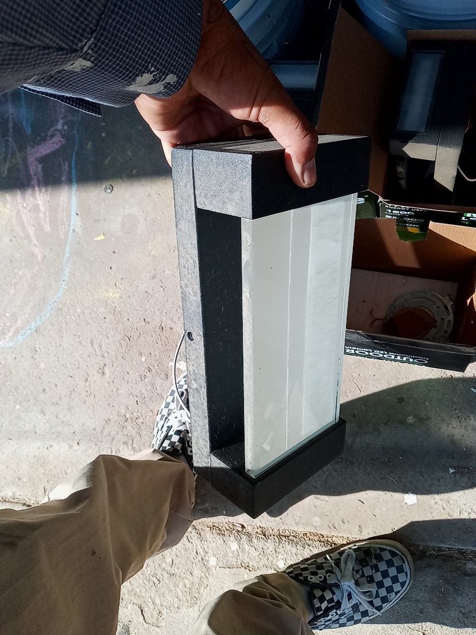 3 outside light fixtures
