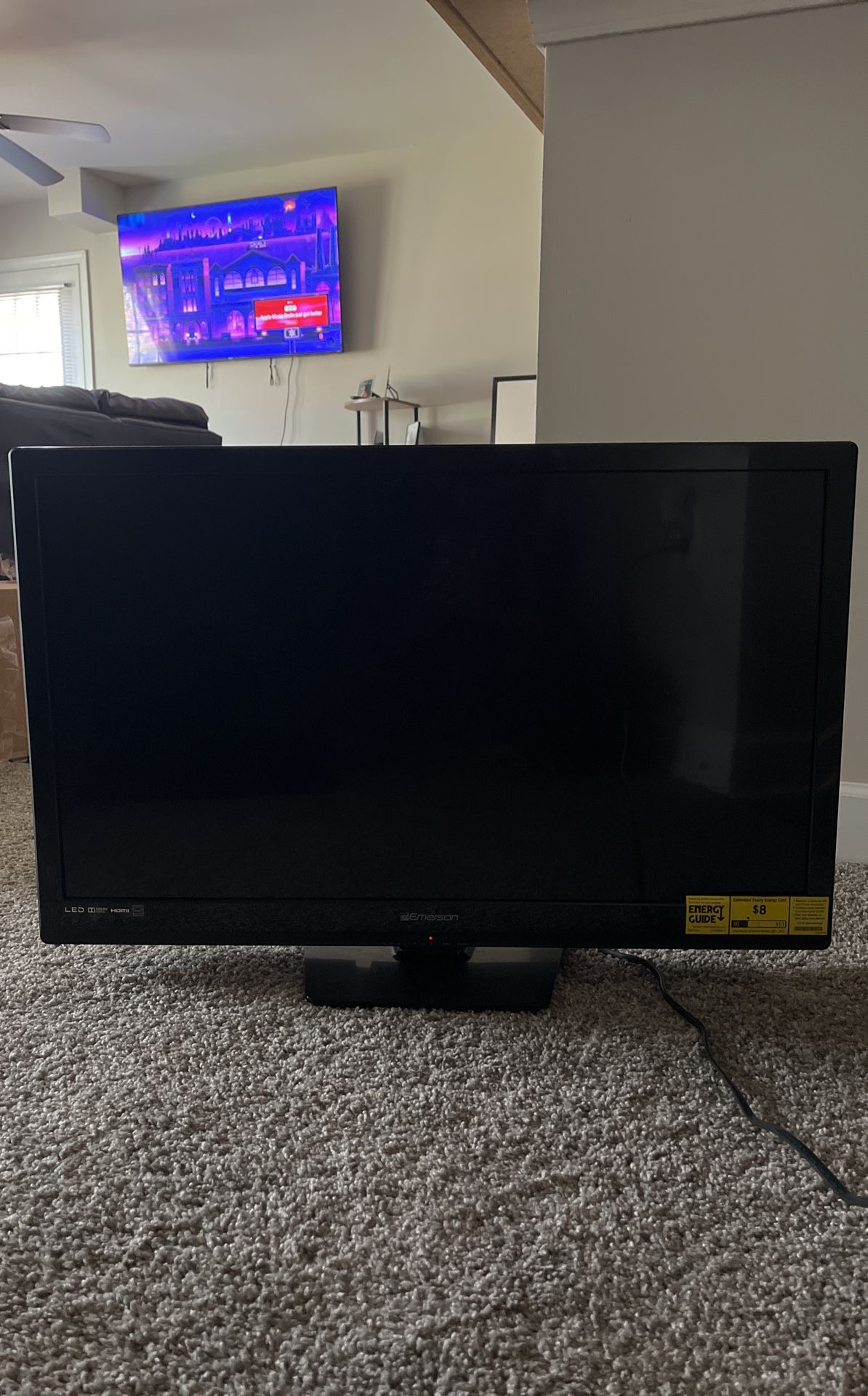 Emerson 32” Flat Screen TV
