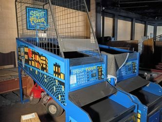 ICE Street Fever Basketball Arcade game coin operated