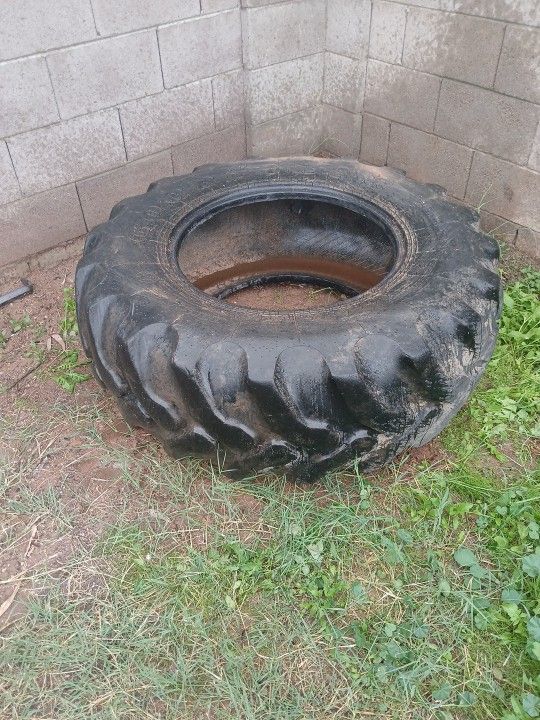 tractor tire used must pick up