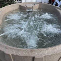 Round Hot Tub