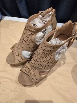 Womens heels