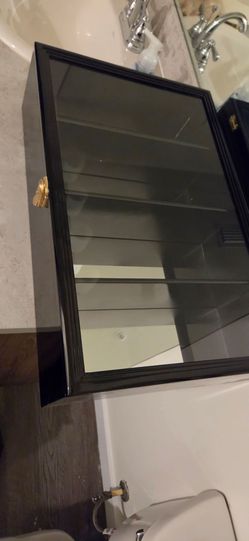 Estanteria de cristal con seguro