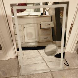 LED BATHROOM MIRROR 